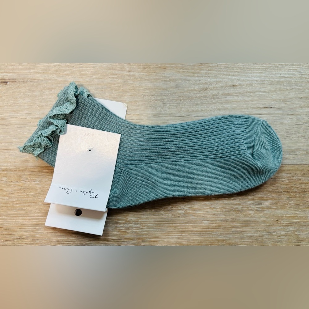 Rylee + Cru Girls Lace Trim Socks